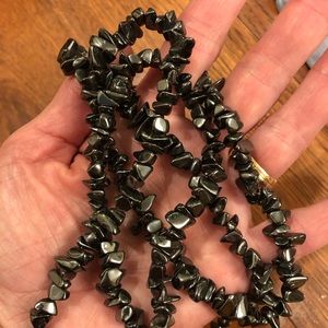 1987 vintage Avon genuine hematite necklace black natural shape stone approx 35”